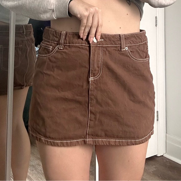 Garage skirt in brown size L - Picture 1 of 3